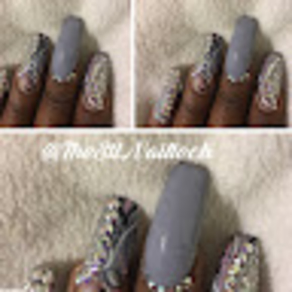 Meet your Posher, Carletta - Picture 1 of 1